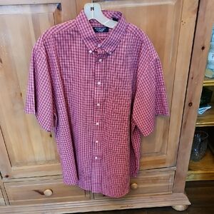 Roundtree & Yorke Red Plaid Button-Down Shirt